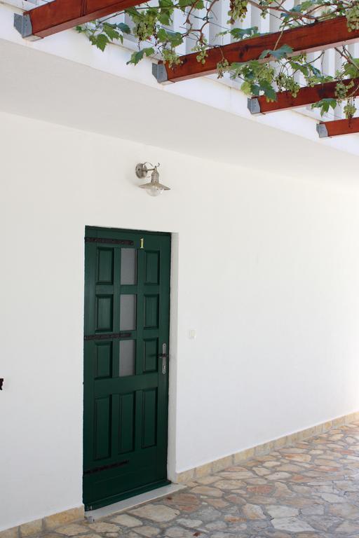 Apartments Vila Oksana Mimice Bilik gambar