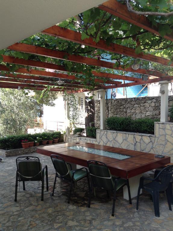 Apartments Vila Oksana Mimice Luaran gambar