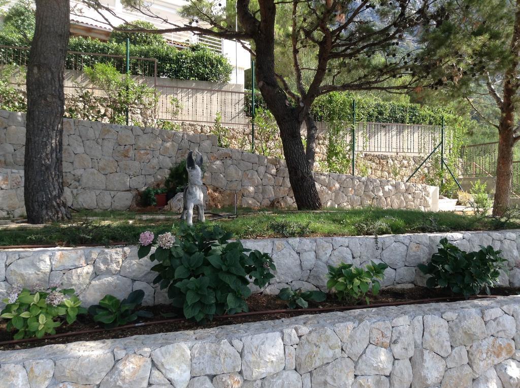 Apartments Vila Oksana Mimice Luaran gambar