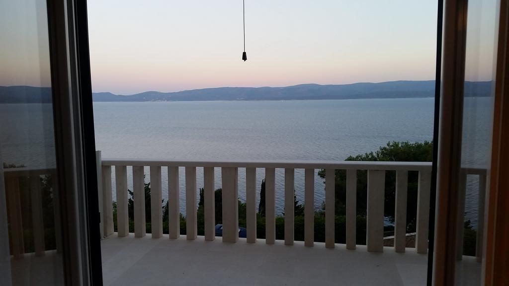 Apartments Vila Oksana Mimice Luaran gambar